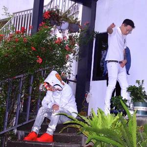 苏晴忘穿内裤坐公交车被揉到视频
